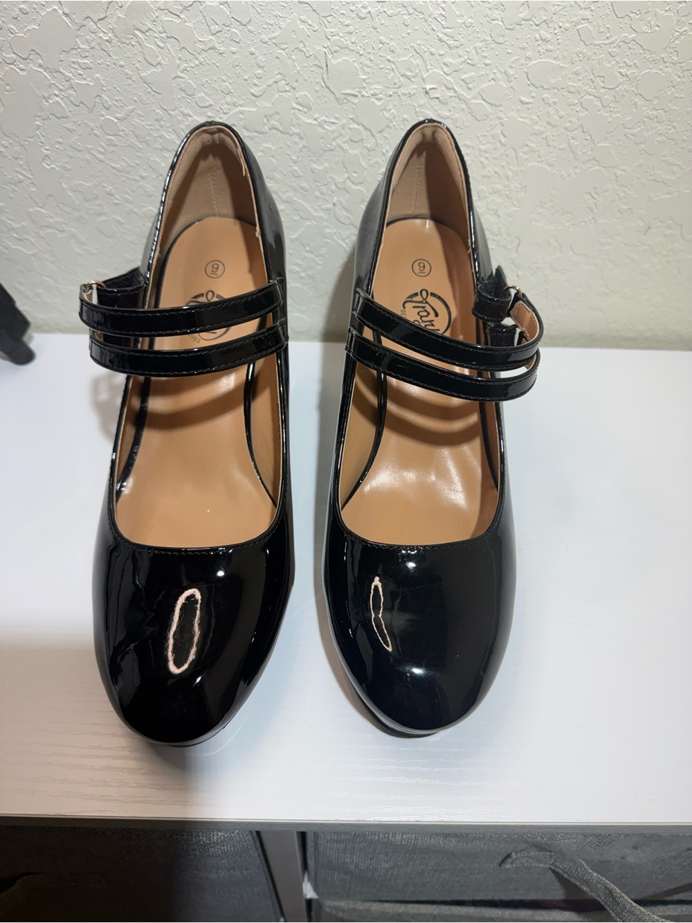 Patent Mary Jane Pumps in Black